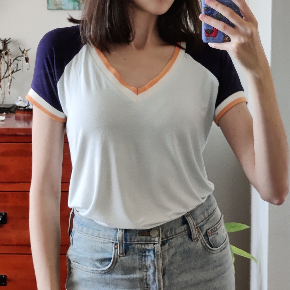 Light short sleeve v neck t shirt with orange and white collar navy sleeves